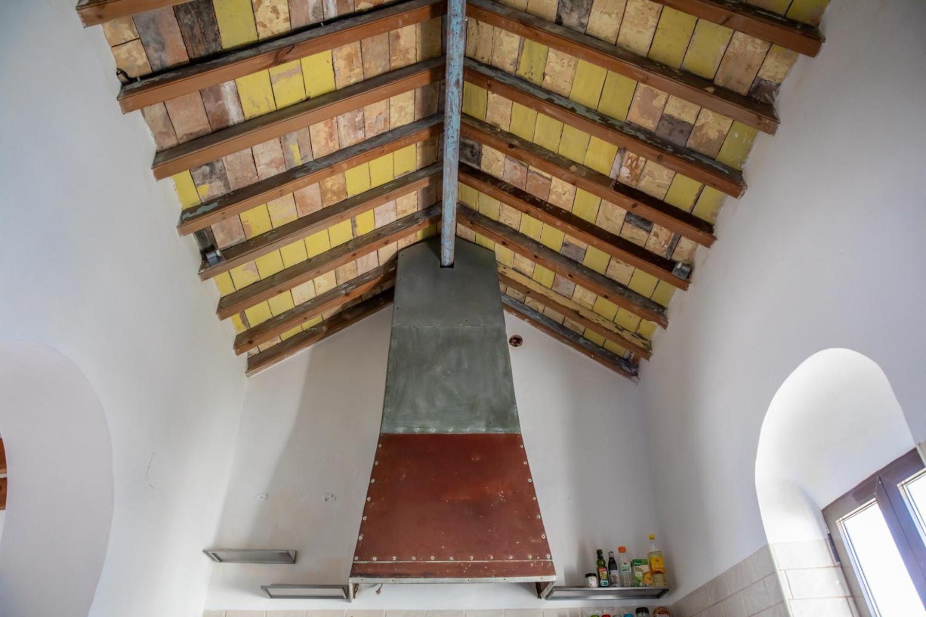 Edificio Reformado Con 2 Pisos En Tarifa Centro Exterior foto